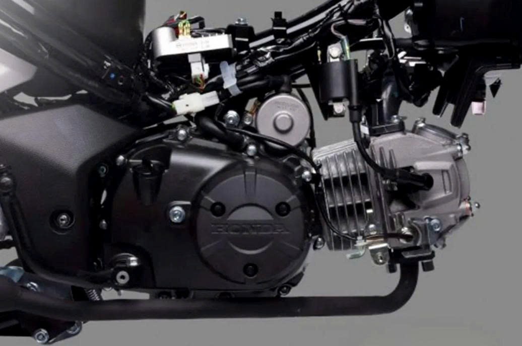 Honda Dash 125 2026 Nhập Khẩu Malaysia: Phanh Đĩa Đôi, Tem Sporty đủ 4 màu