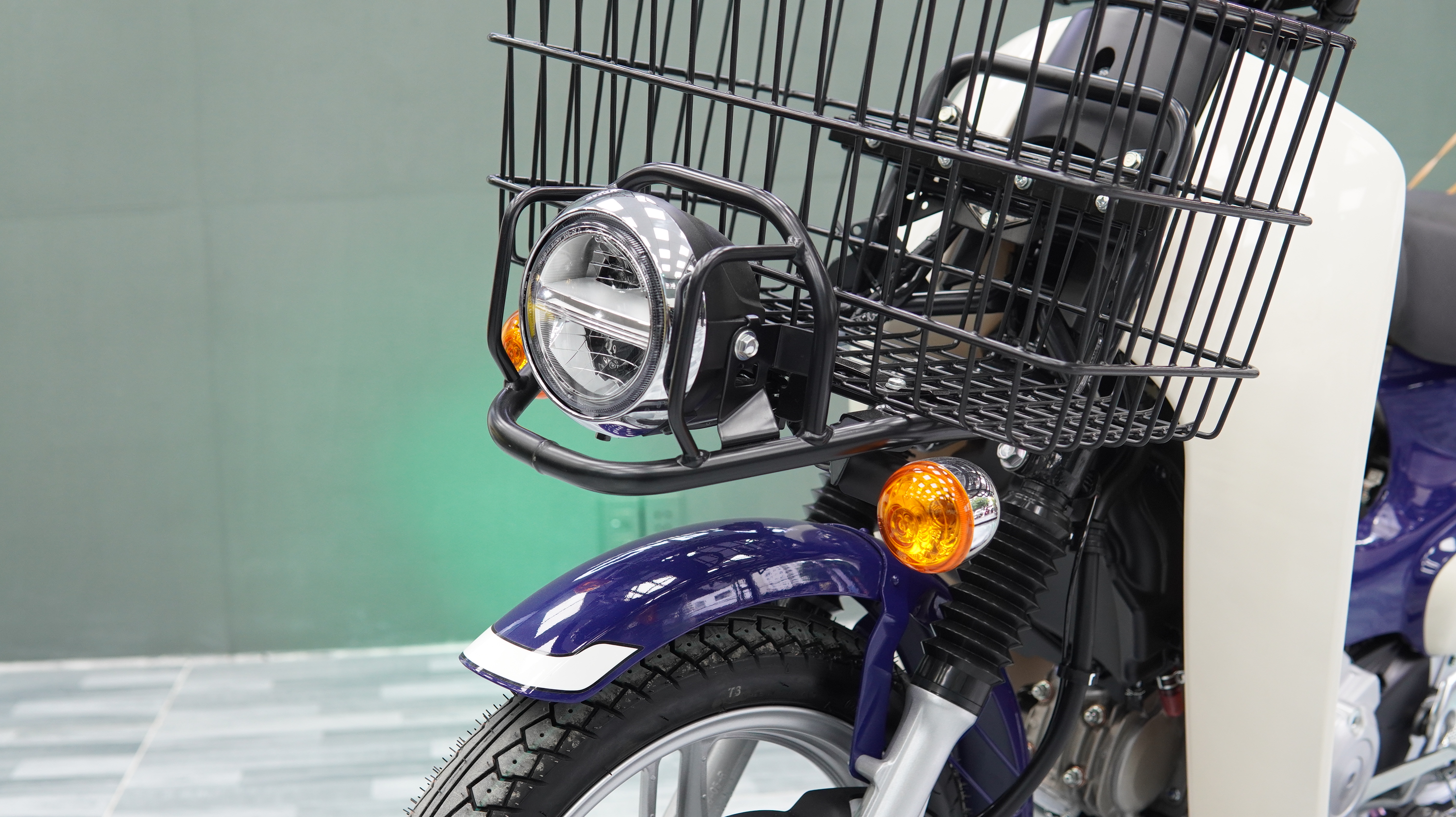 Honda Super Cub 110 Pro ABS 2025, Nhập Khẩu Chính Hãng Từ Nhật