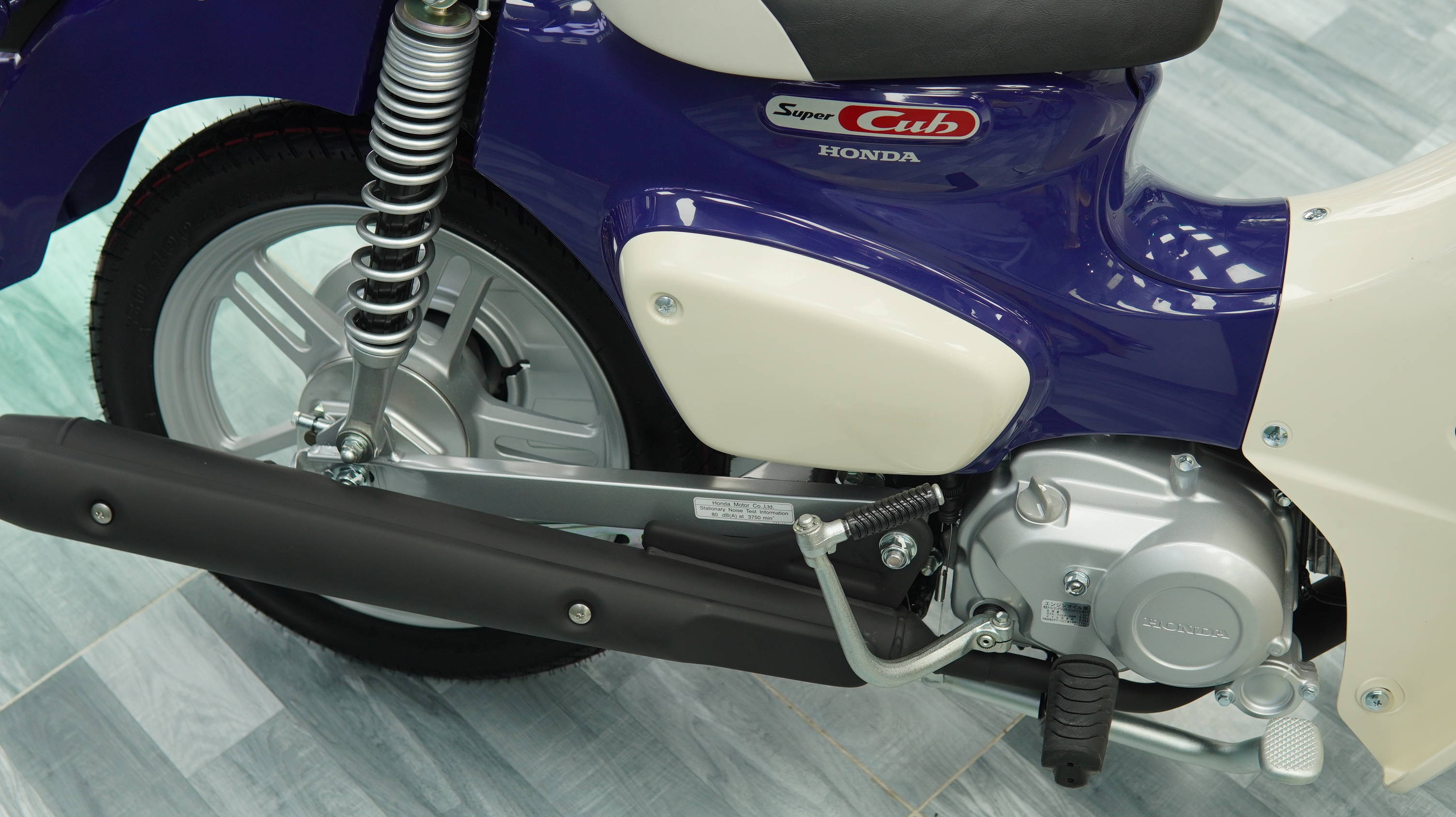 Honda Super Cub 110 Pro ABS 2025, Nhập Khẩu Chính Hãng Từ Nhật