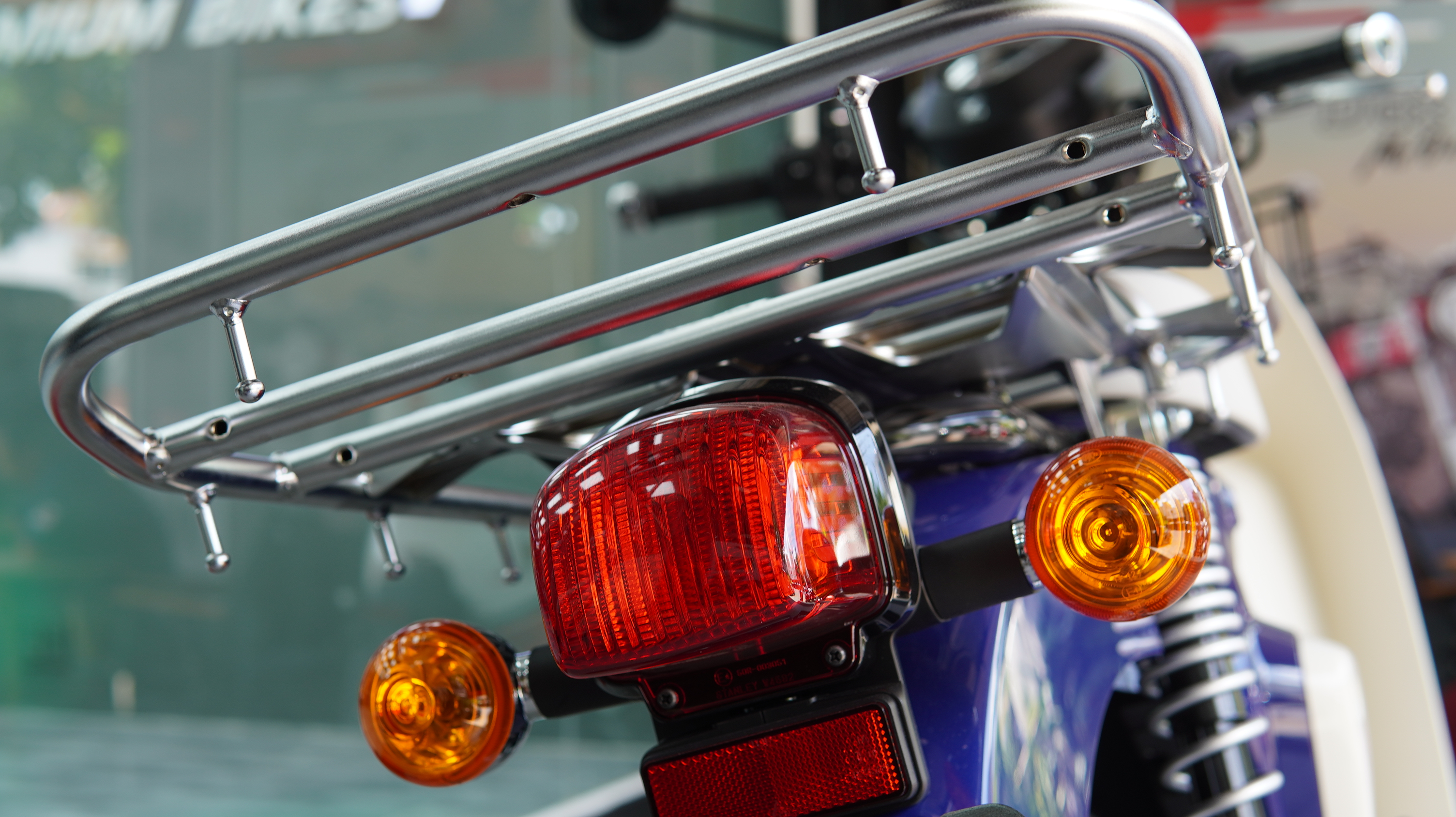 Honda Super Cub 110 Pro ABS 2025, Nhập Khẩu Chính Hãng Từ Nhật