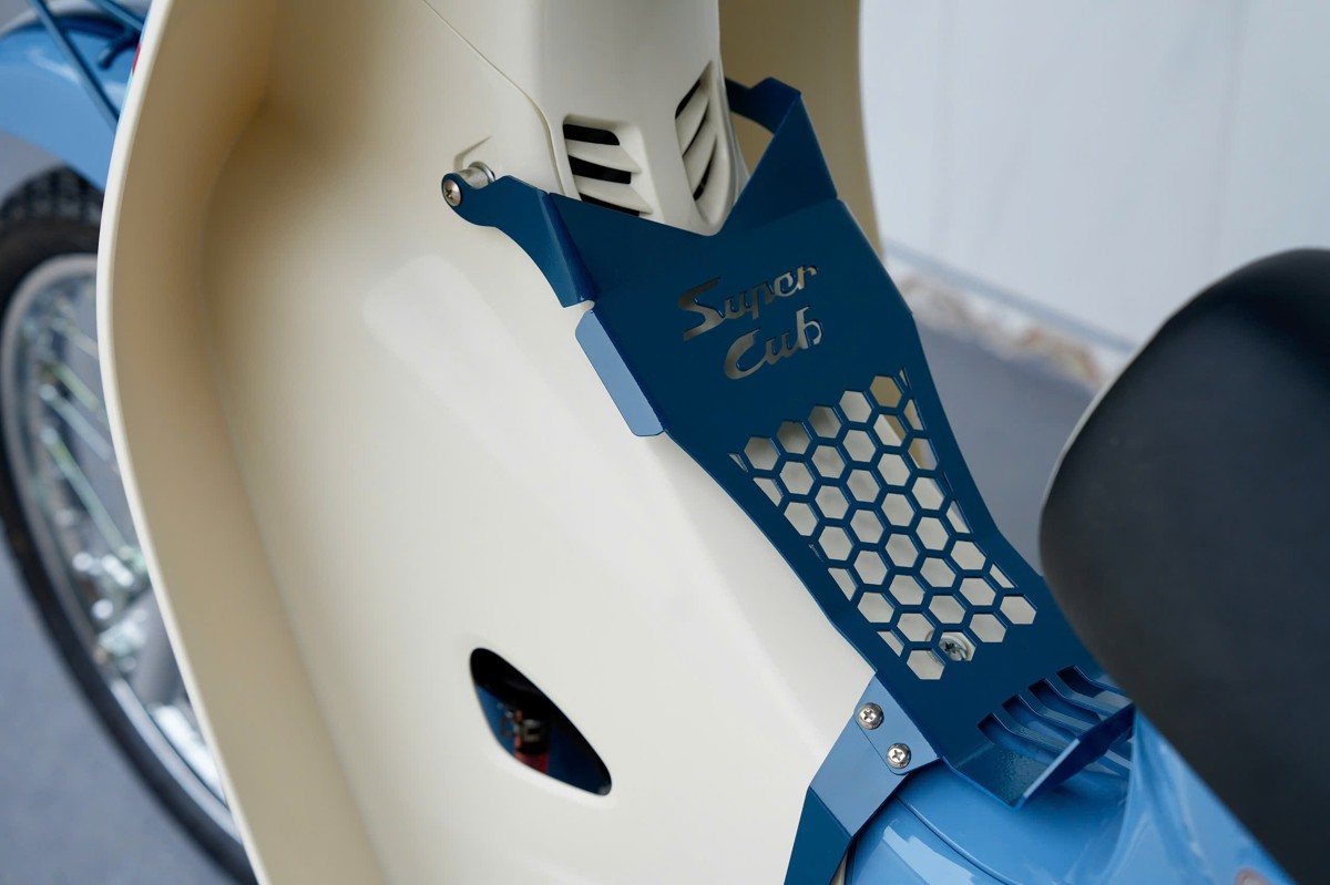 Honda Super Cub 50 Final Edition Custom Độc Quyền 12 phụ kiện