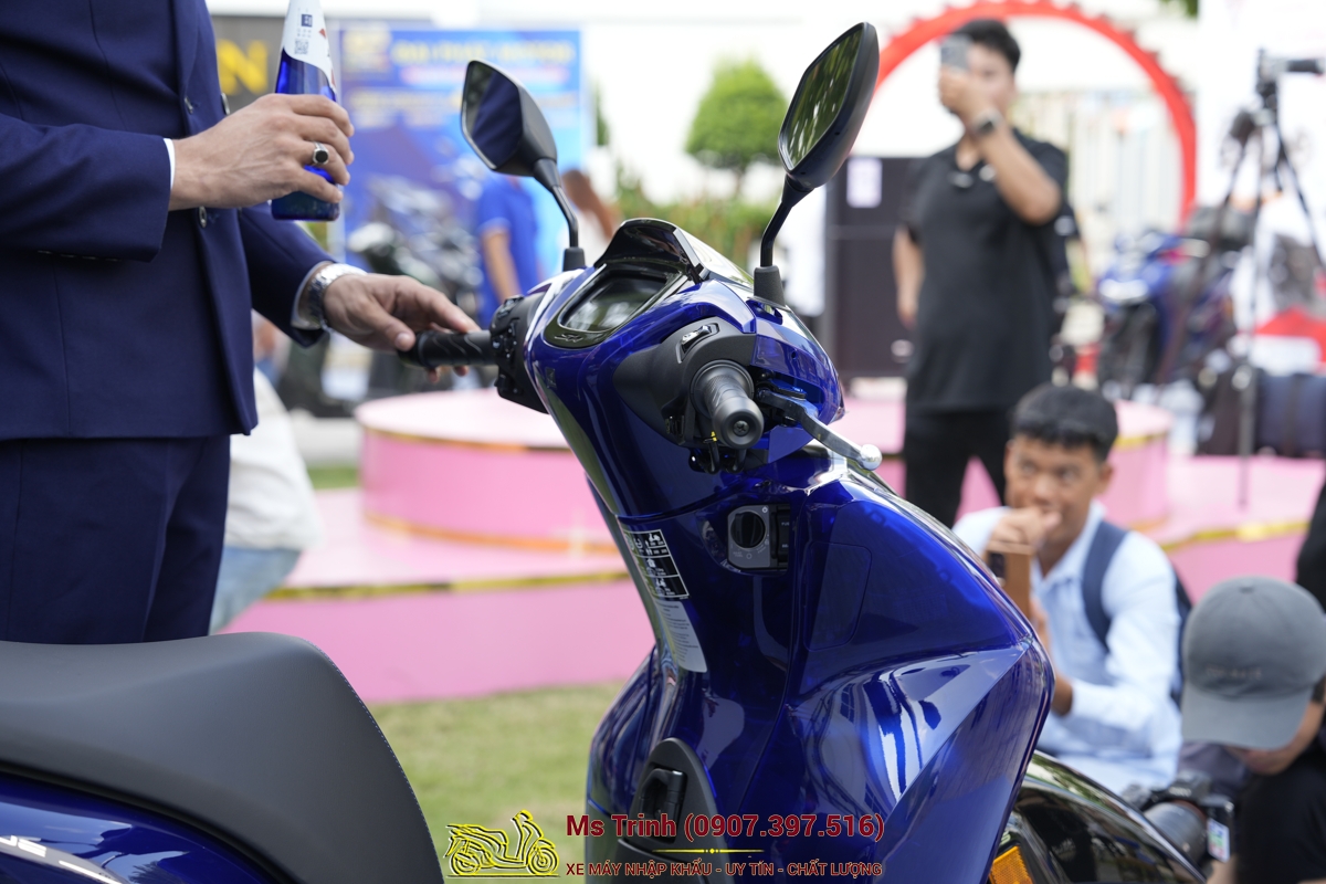 Honda SH150i Vetro Blue 2026 - New Concept Design 2026 Sh Ý bản giới hạn toàn cầu