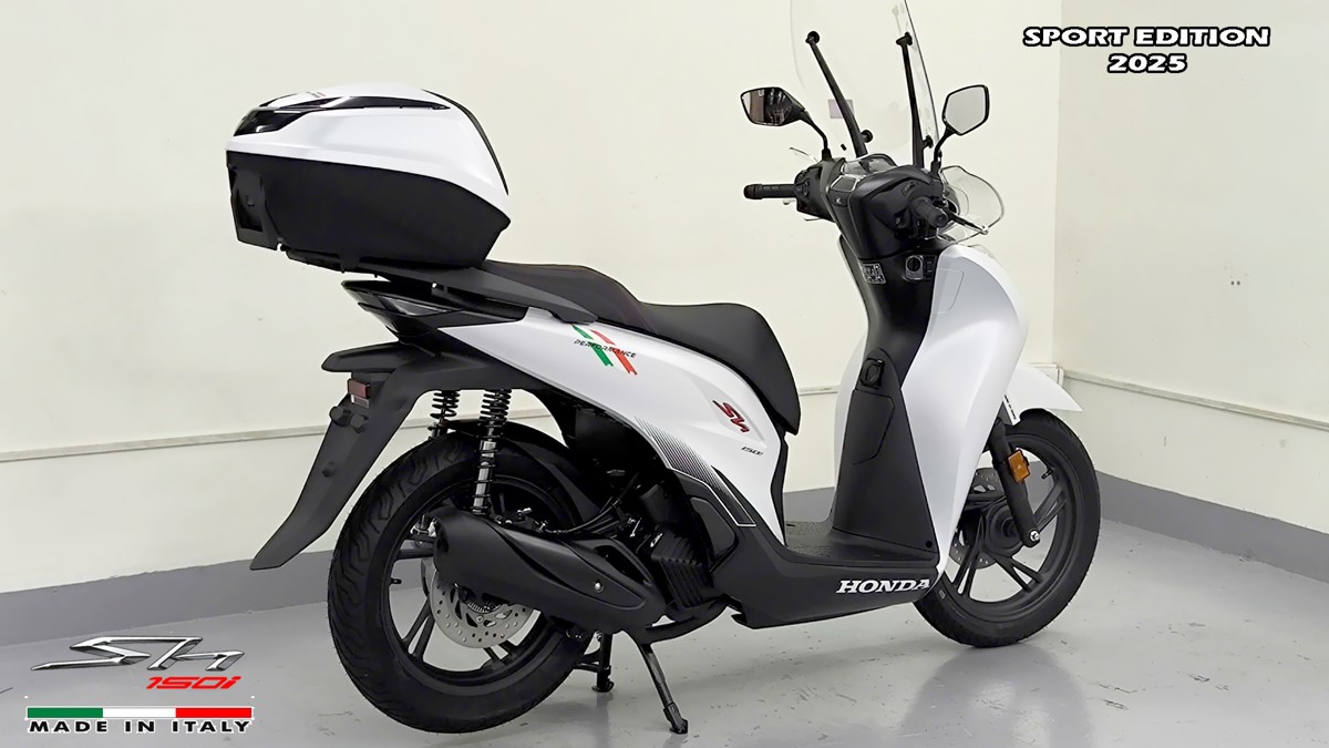 Đặc biệt trên Honda SH150i Sport Edition nằm ở logo và viền đỏ rực rỡ