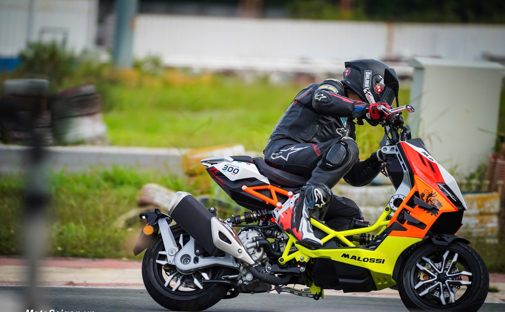 Hệ thống phanh ABS 2 kênh trang bị trên Dragster 300