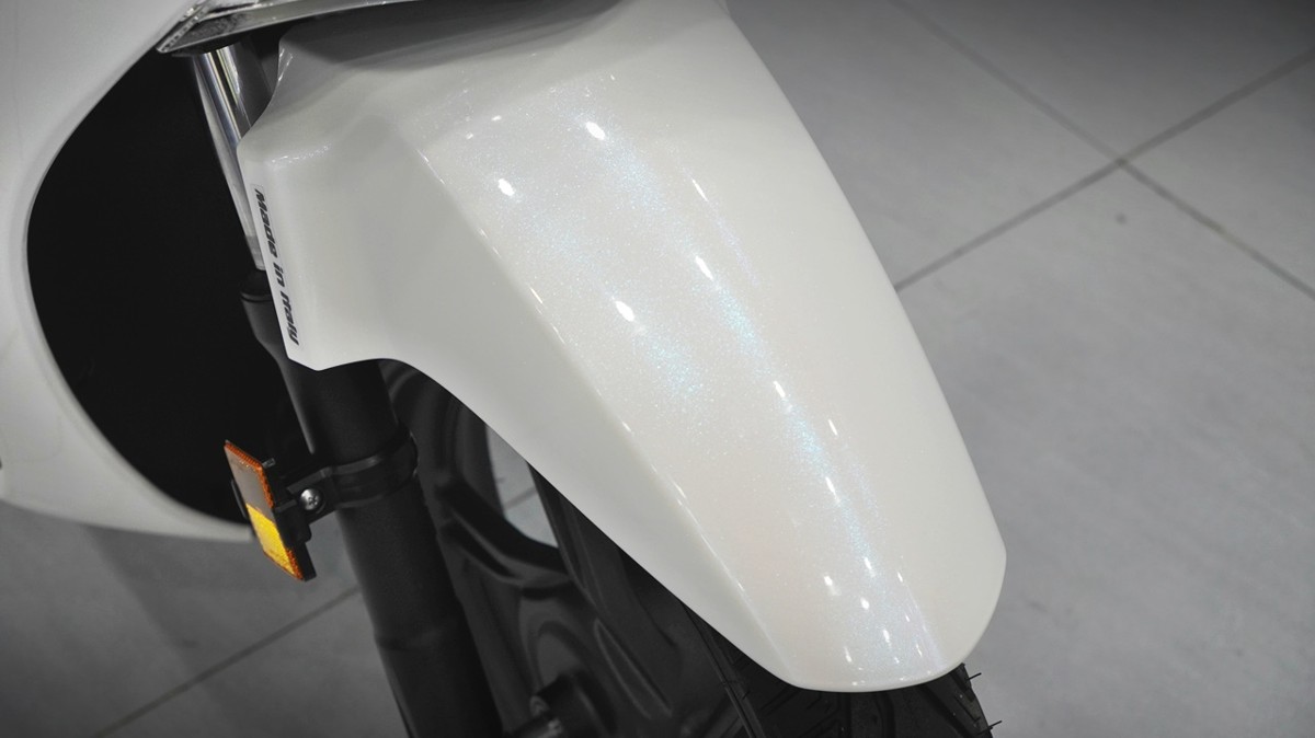 Honda SH150 trắng pha lê nhập Ý – Đỉnh cao sang trọng Made in Italia