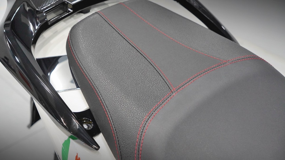 Honda SH150 trắng pha lê nhập Ý – Đỉnh cao sang trọng Made in Italia