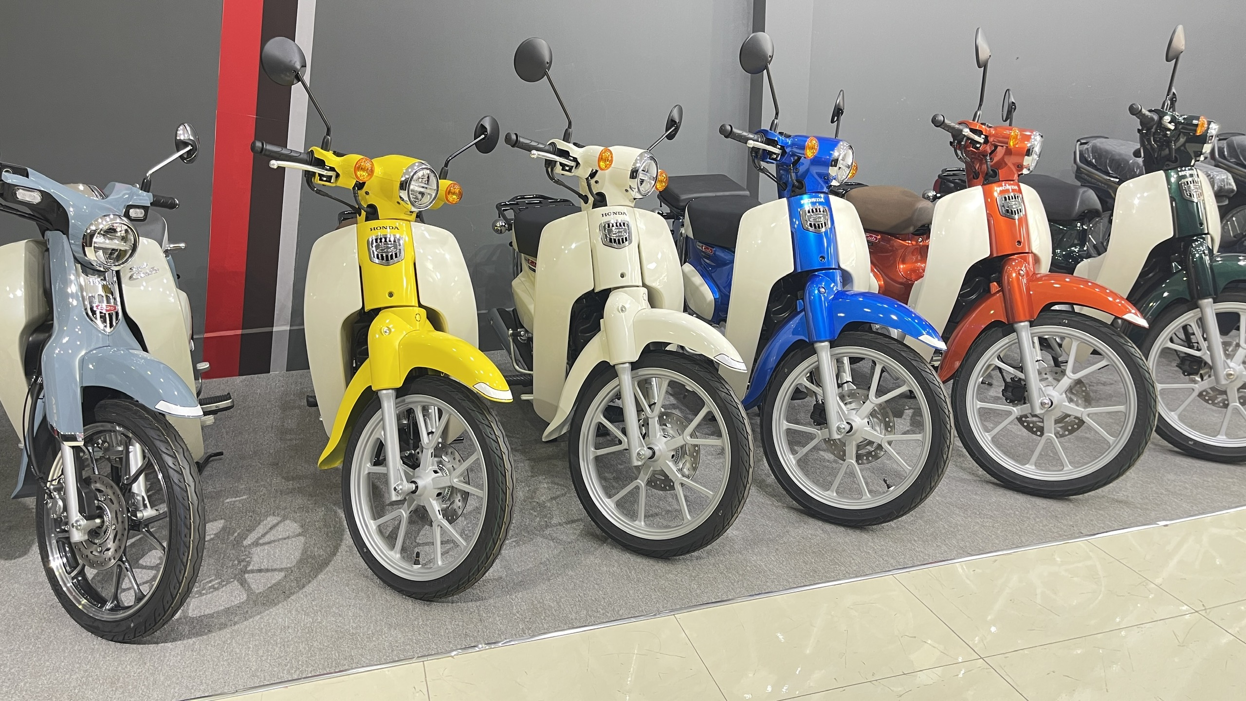 Honda Super Cub 110 ABS, Made In Japan, NK Chính Hãng, Hiếm