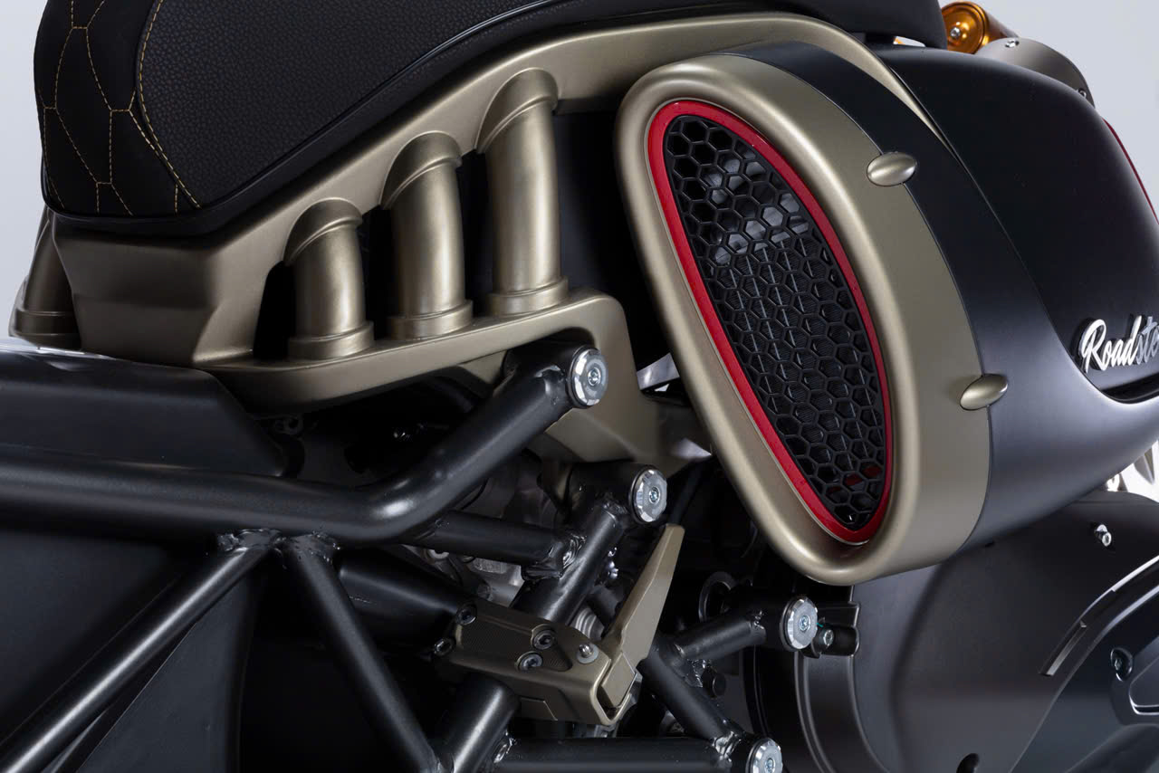 Italjet Roadster 400 nhập Ý – GIới hạn 777 xe  độc bản, thiết kế cơ khí lộ thiên, siêu hiếm