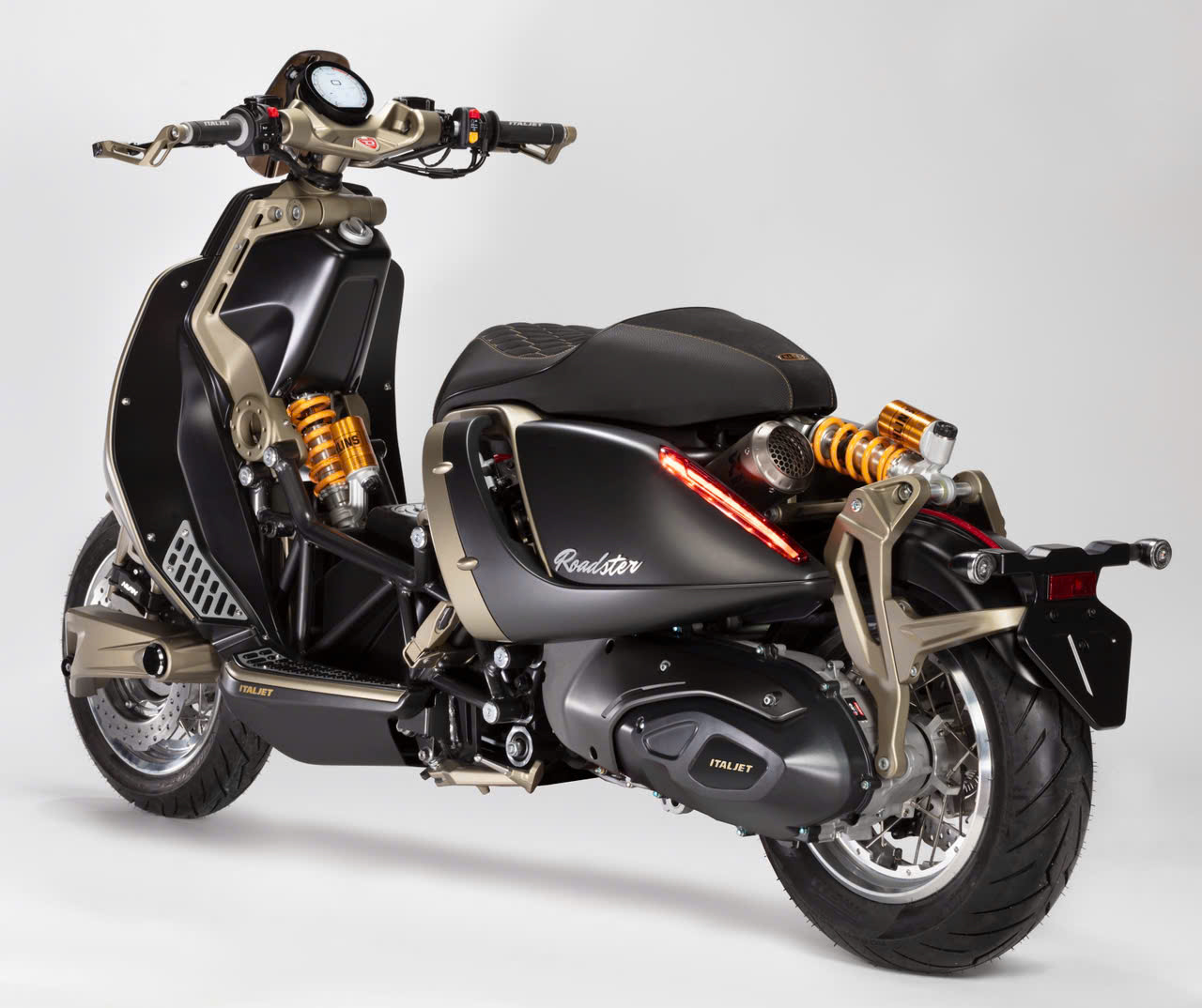 Italjet Roadster 400 nhập Ý – GIới hạn 777 xe  độc bản, thiết kế cơ khí lộ thiên, siêu hiếm