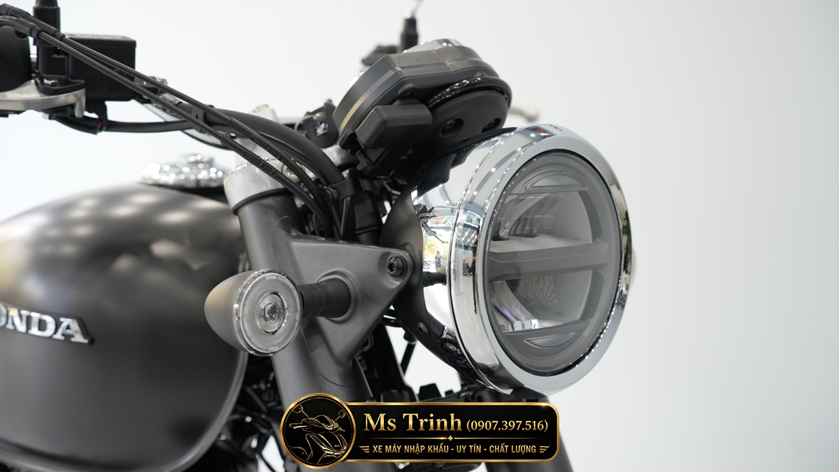 Cận cảnh đèn pha LED Honda CB350C Pro 2026 phong cách cổ điển hiện đại