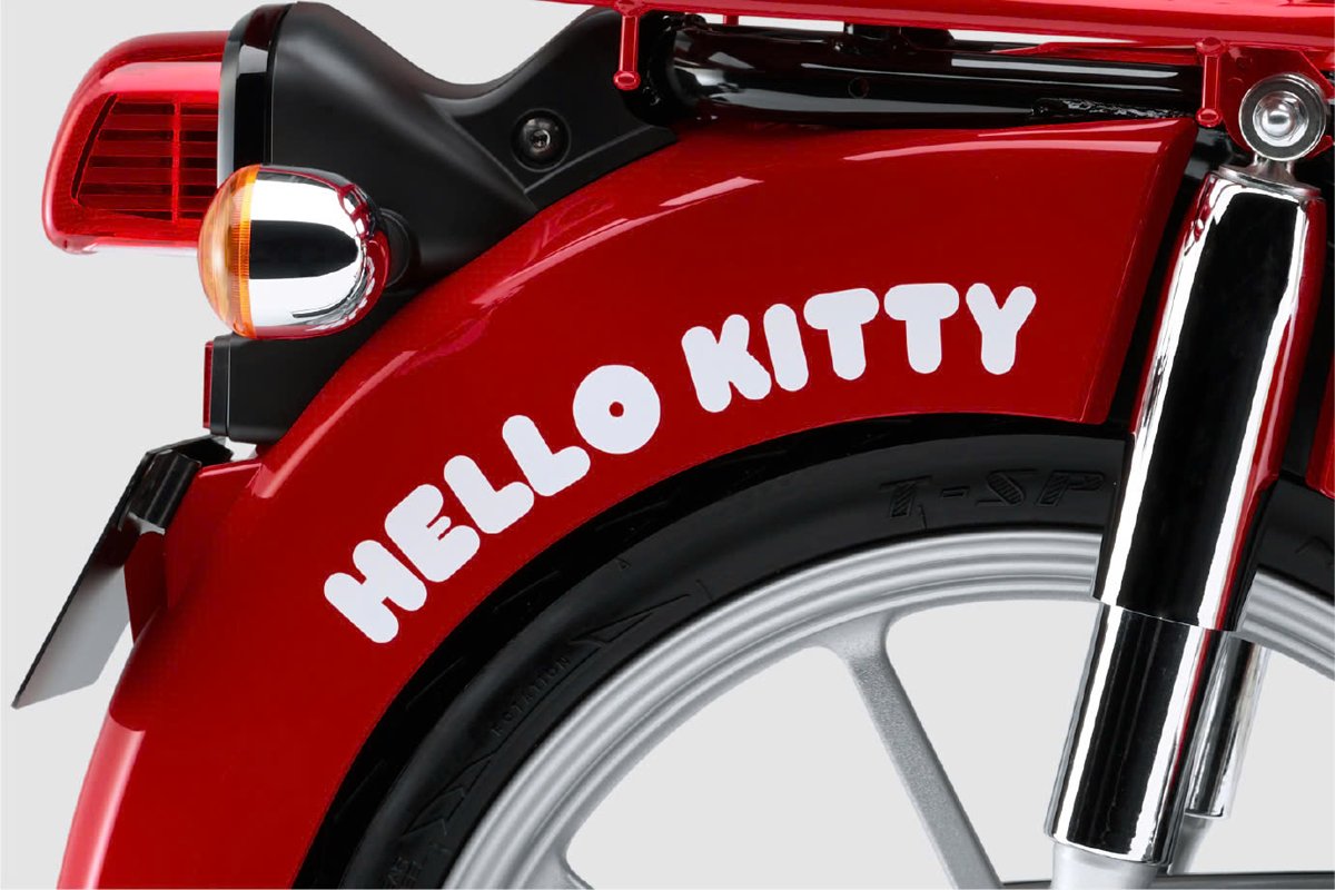 Super Cub 50 Hello Kitty di sản văn hóa