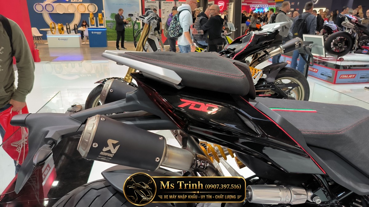 Dragster 700 Brembo