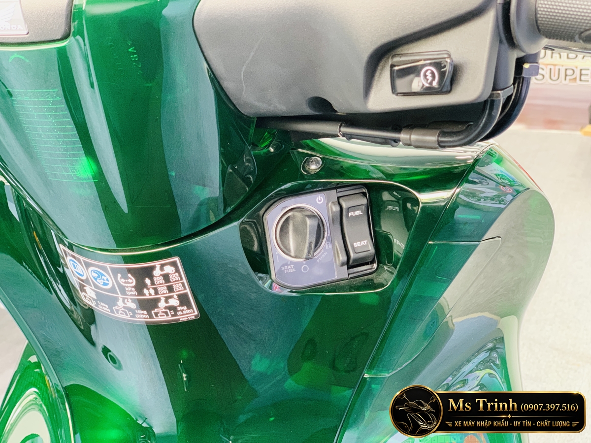 Khóa Smart Key Honda SH150 Vetro Green cùng nút mở yên và bình xăng